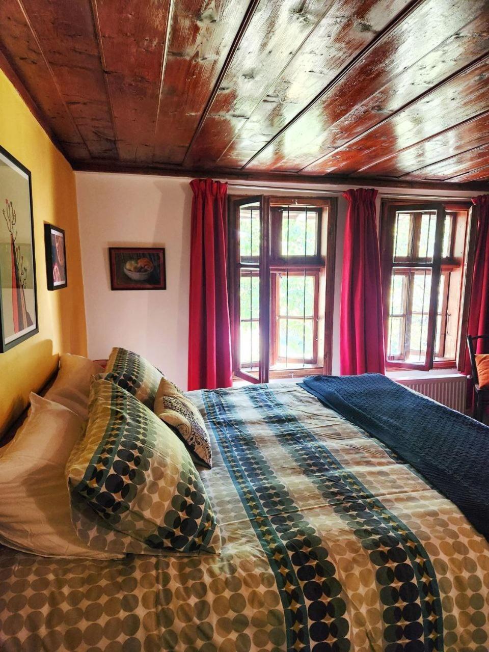 Little River Guest House Gabrovo Habitación foto