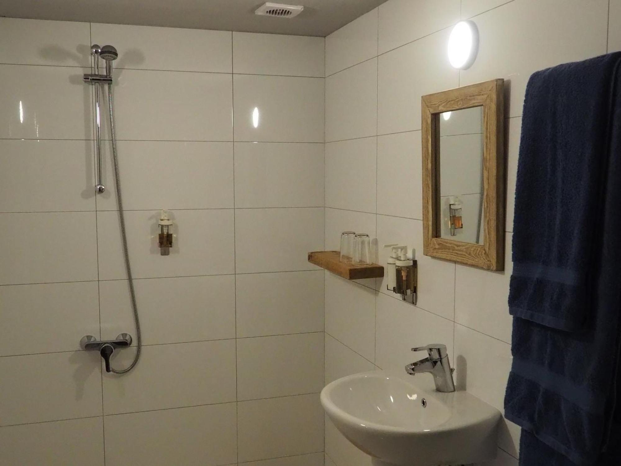 Little River Guest House Gabrovo Habitación foto